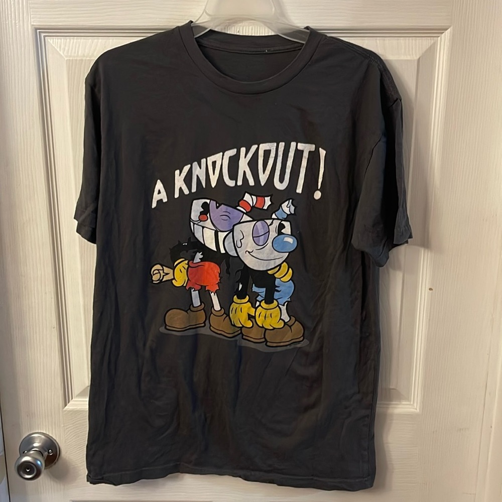 Men's Cuphead Knockout Pose T-Shirt- Sz Unknown (Possibly M/L)